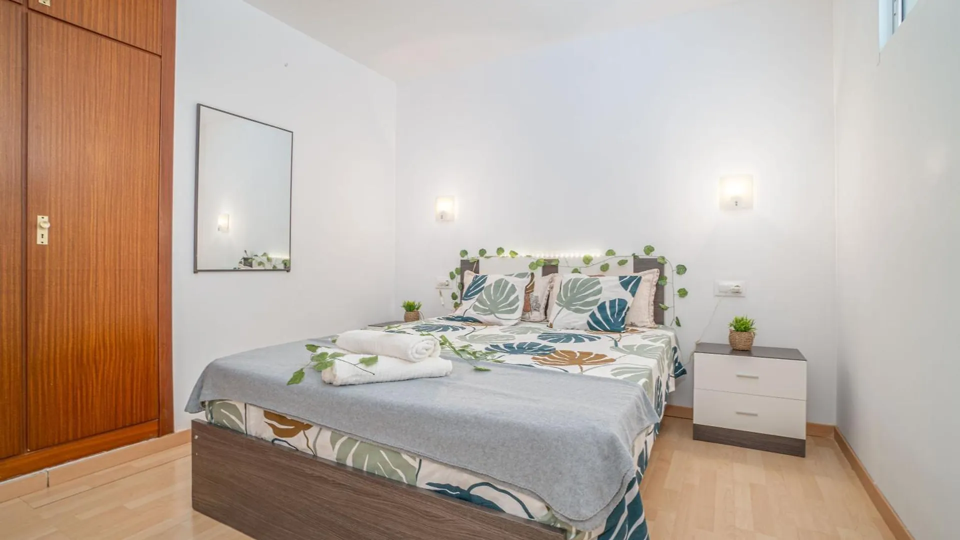 Appartement Xx-Salatar Beach Chill In Roses, 2 Minutes Walking To Beach, Fibre Wifi